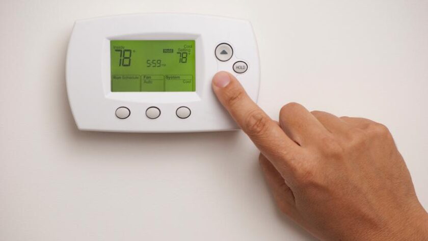 program-your-thermostat-for-maximum-comfort-and-savings-stil-magazin